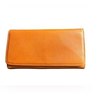 Suggested price (Kenneth Cole Reaction genuine leather wallet)